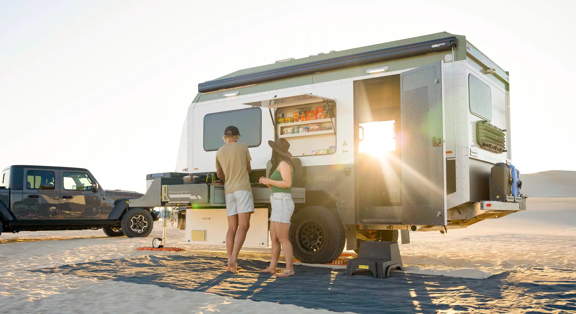 Explorer Series: Premium outdoor entertaining and kitchen prep