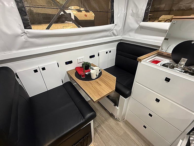 New 2025 Iconn E2 Hybrid: photo 6 of 11