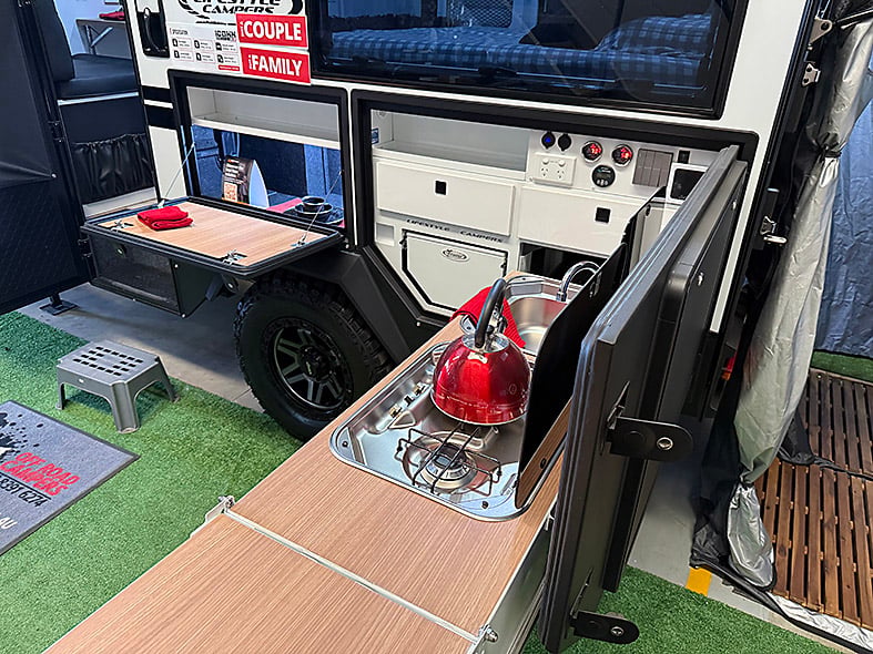 New 2025 Iconn E2 Hybrid: photo 4 of 11
